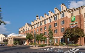 Holiday Inn Express State College At Williamsburg Square By Ihg